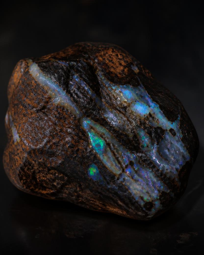 Natural rough Opal specimen from Coober Pedy, Australia
